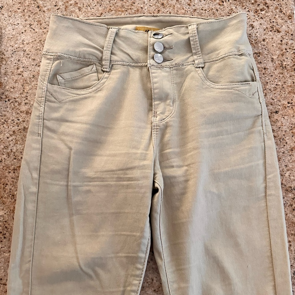 Khaki skinny pants